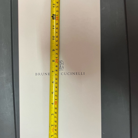 BRUNELLO CUCINELLI 2 different boxes empty-27$ each - Picture 3 of 11